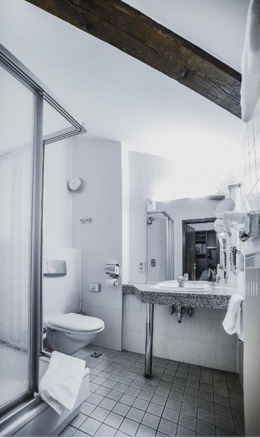 Hotel Zur Post Wiehl Esterno foto