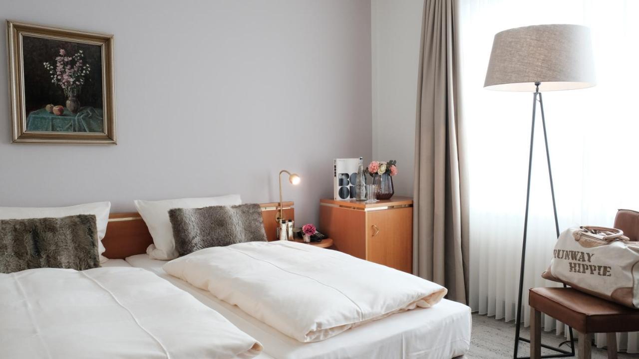 Hotel Zur Post Wiehl Esterno foto